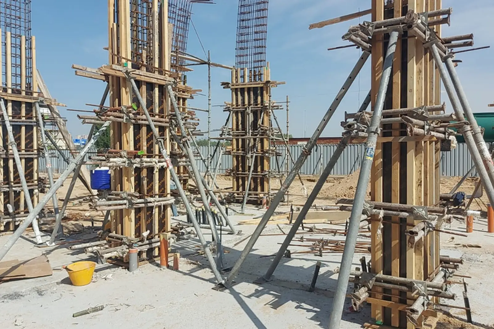 Column reinforcement and formwork on a Miles site in Dubai